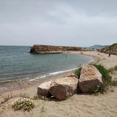 Ancla * L' Escala